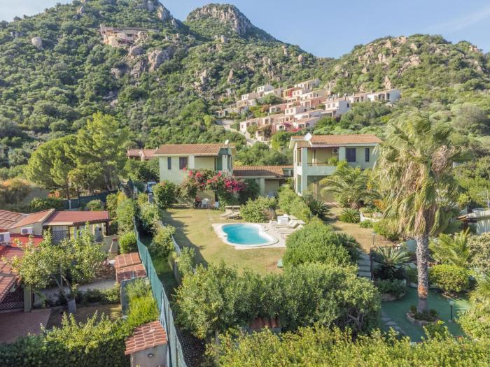 Apartment Stella con piscina comune - REI101 by Interhome