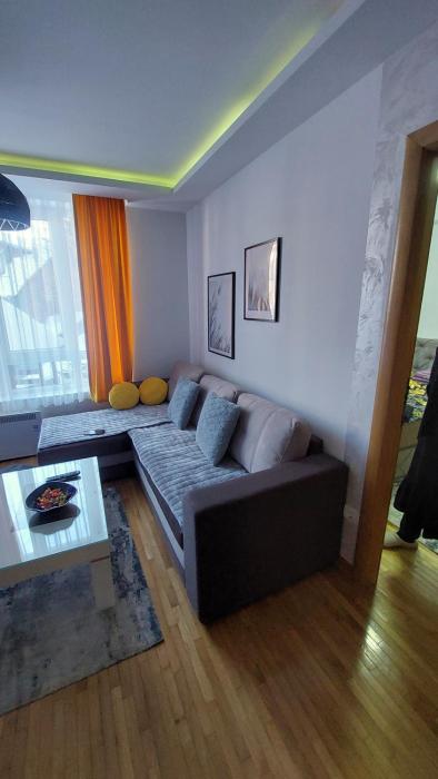 apartman Kraljevi čardaci Sadikovic sa garažom