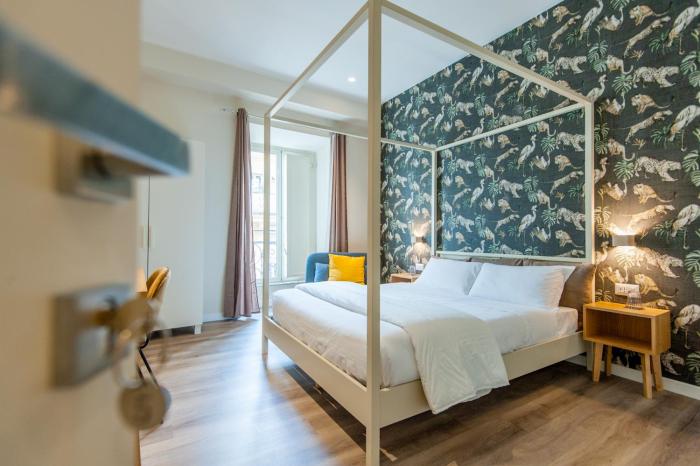 Design 18 Charming Rooms