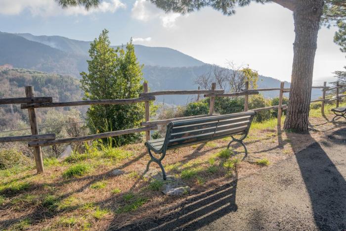 033 - Casa Oasi di Pace Moneglia nel verde e nella Natura a soli 7 minuti dal Mare