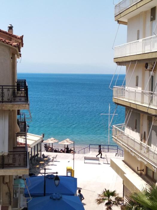 Seaview apartment in theheart of Loutraki