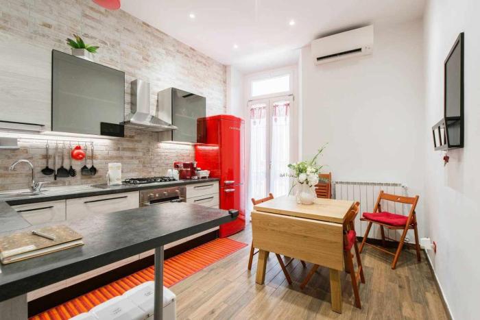 Little House in the centre Nettuno