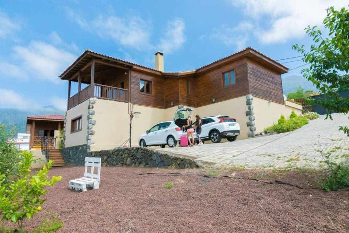 Villa Montaña Ilusión Parking ,wifi, Bbk y Vistas