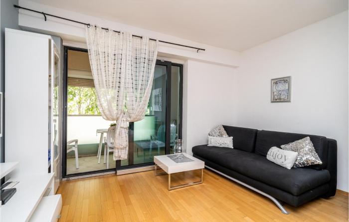 1 Bedroom Amazing Apartment In Dubrovnik