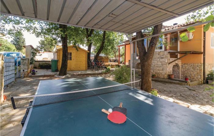 Nice Home In Pula With 3 Bedrooms, Wifi And Outdoor Swimming Pool