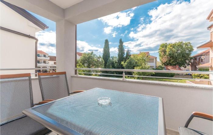 Awesome Apartment In Biograd Na Moru With 1 Bedrooms, Wifi And Outdoor Swimming Pool