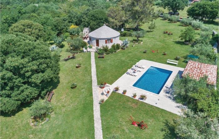 Holiday Home Manjadvorci Vi