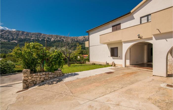 Beautiful Apartment In Jurandvor