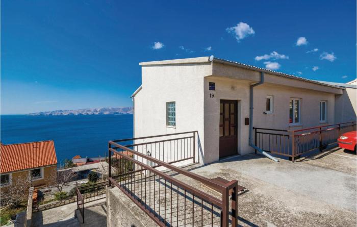 Stunning Apartment In Senj With 3 Bedrooms And Wifi