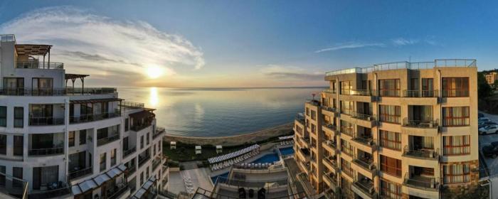 By The Cliffs apartments