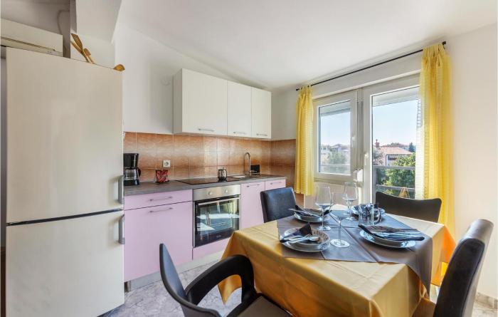 Awesome Apartment In Pula With 1 Bedrooms And Wifi