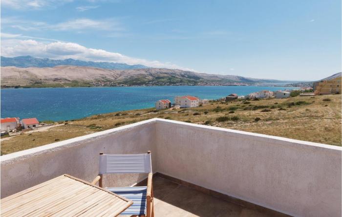 Beautiful Apartment In Pag With 1 Bedrooms