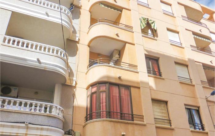 Nice Apartment In Torrevieja With 3 Bedrooms And Wifi