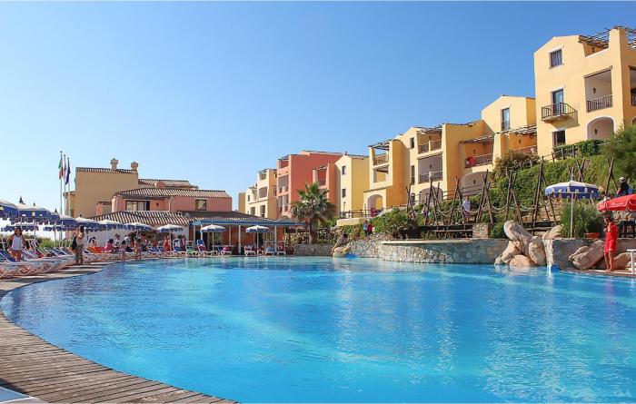 Awesome Apartment In Punta Su Turrione