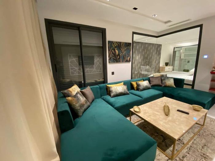 THE DREAM 12 - SENSATIONAL & COMFORTABLE,NEW FLAT