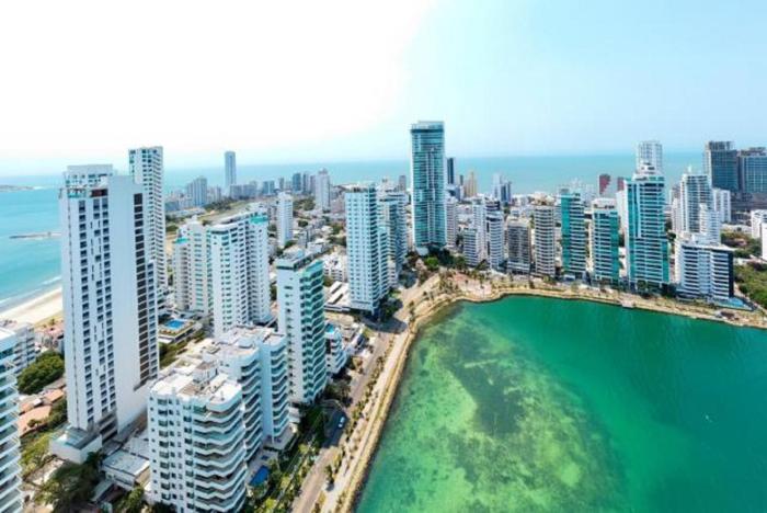 MR1-1G APARTAMENTO BASICO CERCA AL MAR CON AIRE ACONDICIONADO Y WIFi PARA 4 PERSONAS