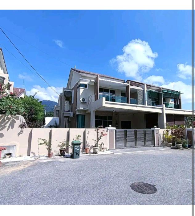 IMPIAN STAY #1 #15pax Semi Bungalow House半独立別墅