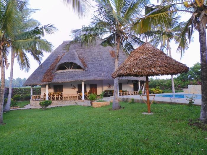 Queen K Cottages Watamu At Chrystal Homes