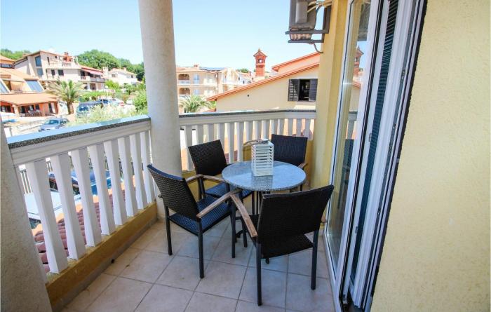 Amazing Apartment In Pula With 1 Bedrooms And Wifi