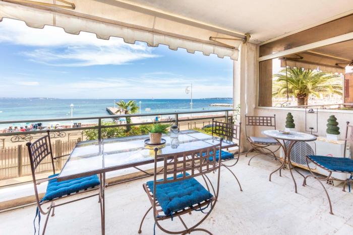 Apartment Seaside
