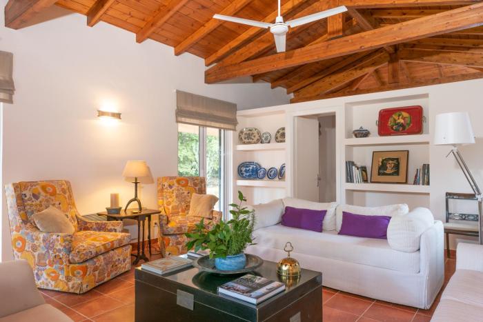 Villa Dafnies