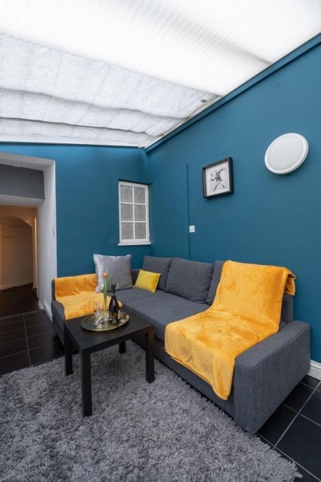 Hummingbird Maisonette by Prescott Apartments