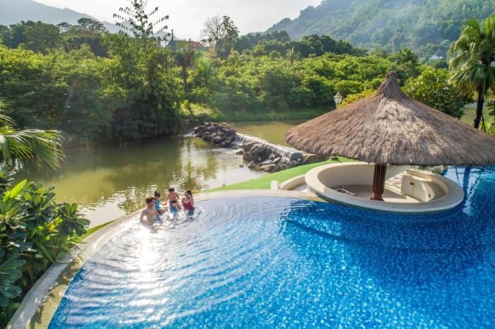 Autumn Flower Villa Thạch Thất - Venue Travel