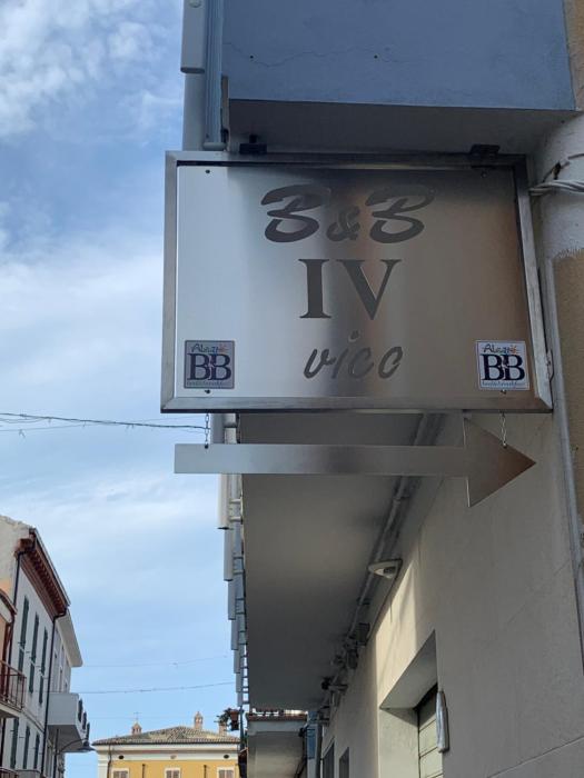 B&B IV Vico