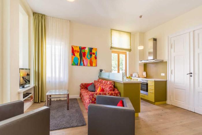 Villa Julius App 6 Pop Art