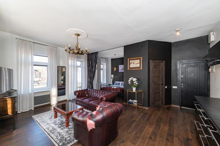 Retro Studio Old Town Apartment by Domvia