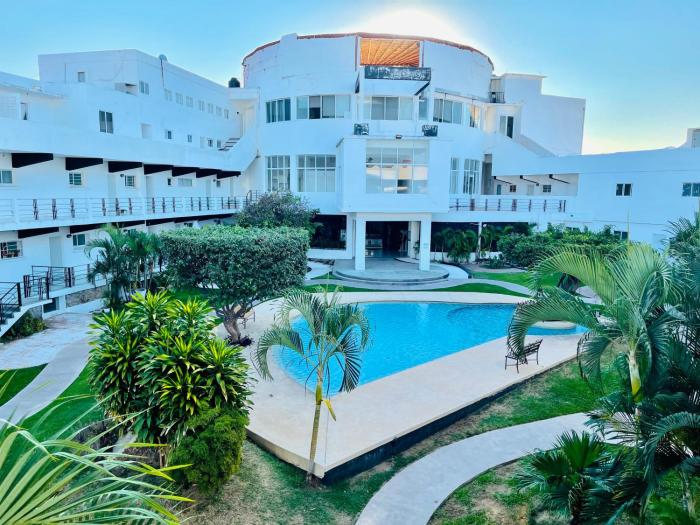 Departamento La mejor vista de Acapulco en CasaBlanca Grand