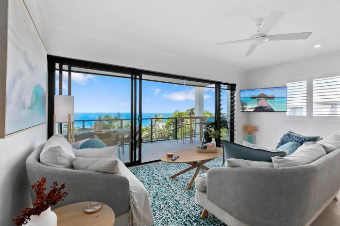 Ocean Viewpoint - Stunning Sunshine Beach Views