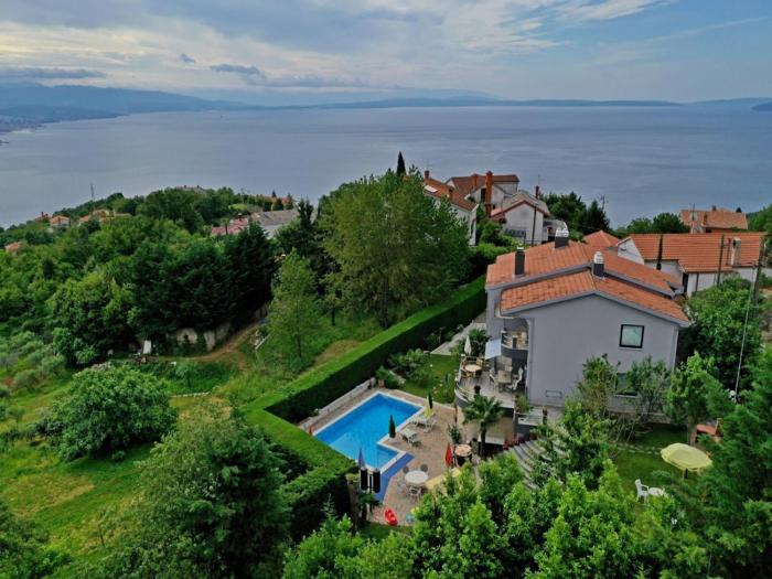 Villa Bregi with Swimming Pool