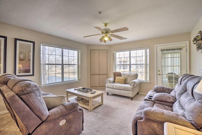 Branson Condo with Sunroom Near Downtown!