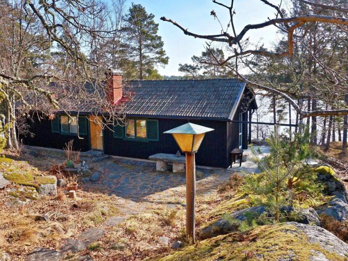 6 person holiday home in DJURHAMN-By Traum