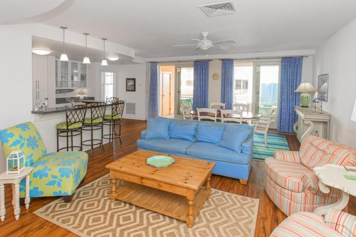 The Sanctuary - Summer Daze B212