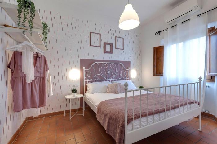 Maddalena Apartment by Mamo Florence