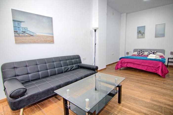 Mercado Huelin Apartments