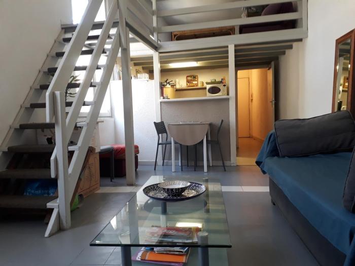 Appartement mezzanine proche des Arènes