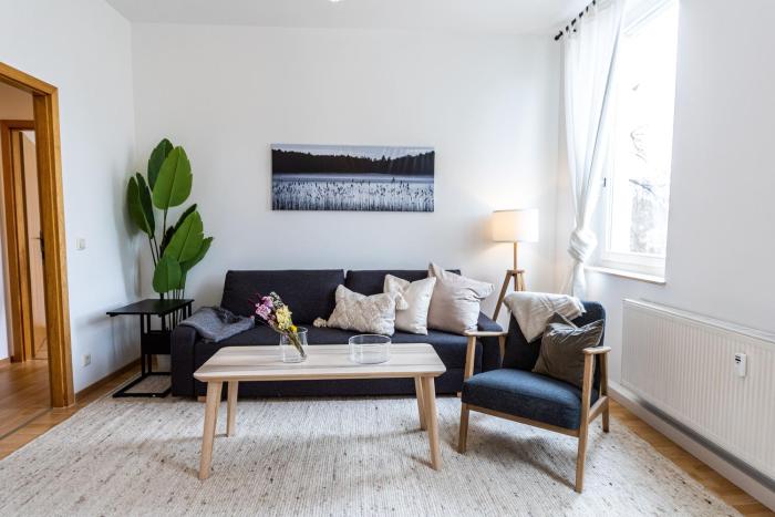 HYGGE Apartment Kaßberg mit 400mbit WLAN, Kaffeevollautomat & Self-Check-in