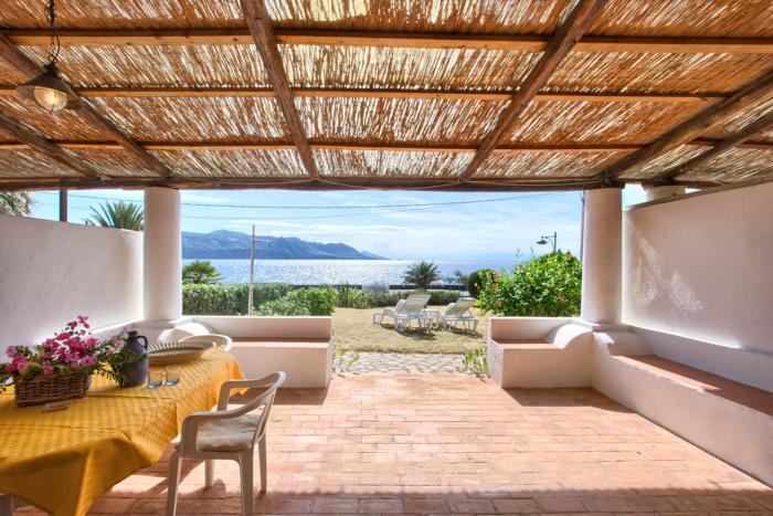 Le case di Eolo - Lingua - Isola Salina