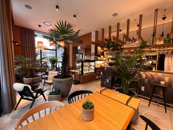 Na Vasi restavracija in prenočišča