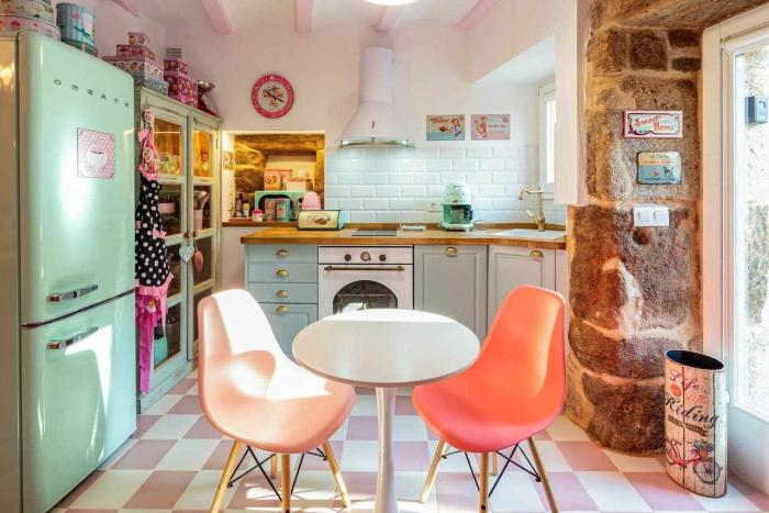 La Suite Años 50 La casa de Barbie Chimenea de leña