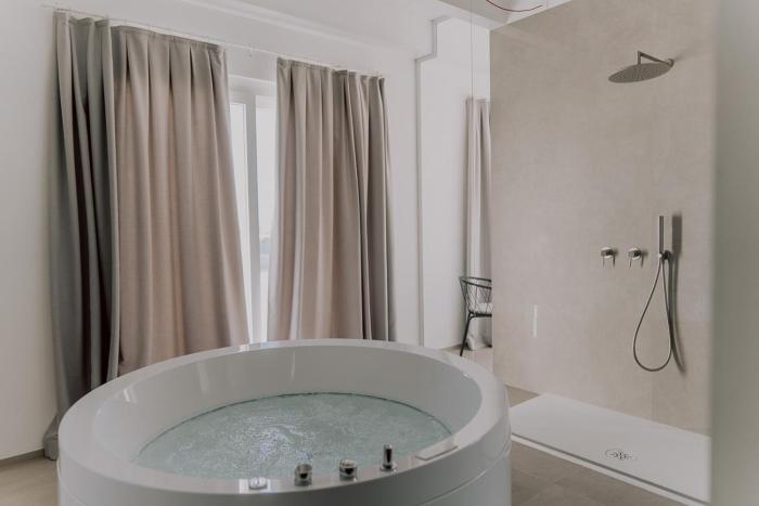 Suite Donna Edwige by MONHOLIDAY