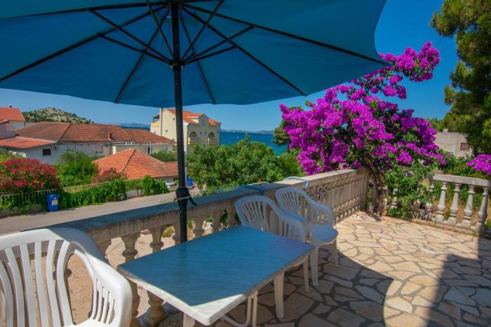 Apartments Calida A