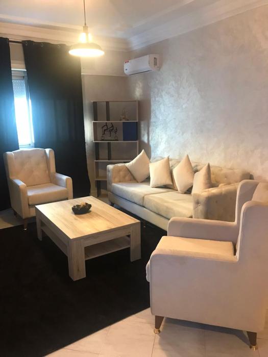 Beautiful apartment near downtown N 40