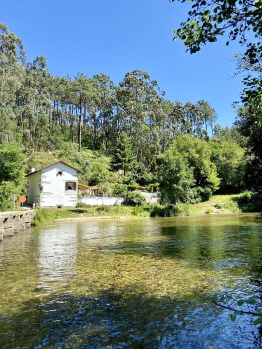 Charming House in Castelo do Neiva with Lake View B