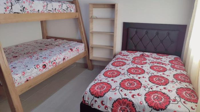 AMPLIO APARTAMENTO AMOBLADO SECTOR LAURELES-ESTADIO Paris