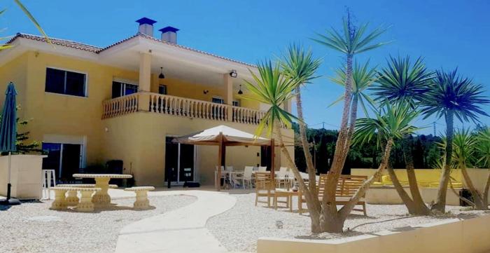 Stunning 3 bedroom rural apartment near Pinoso