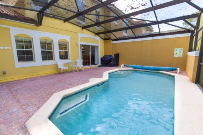 Peaceful Quiet Pool Home 5 min from Disney! townhouse